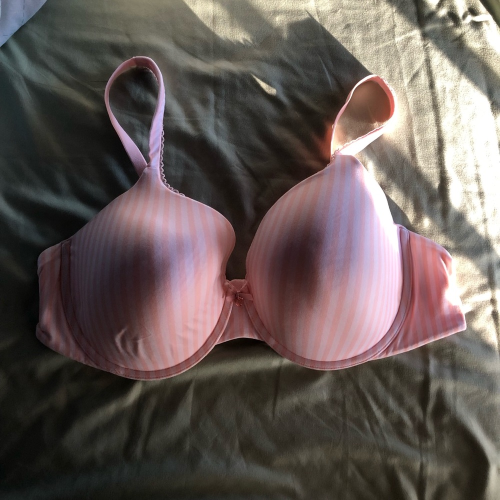 Victoria’s Secret Bra